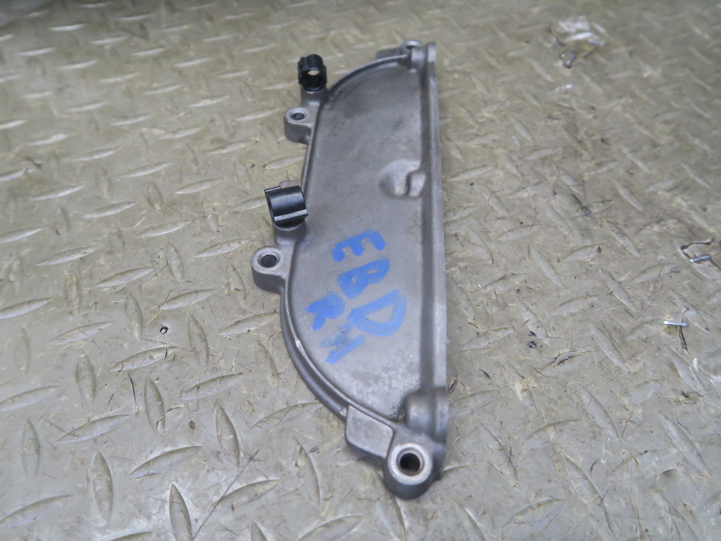 2008-2013 BMW E90 E92 E93 M3 S65 Engine Right 1-4 Cylinder Head Timing Cover