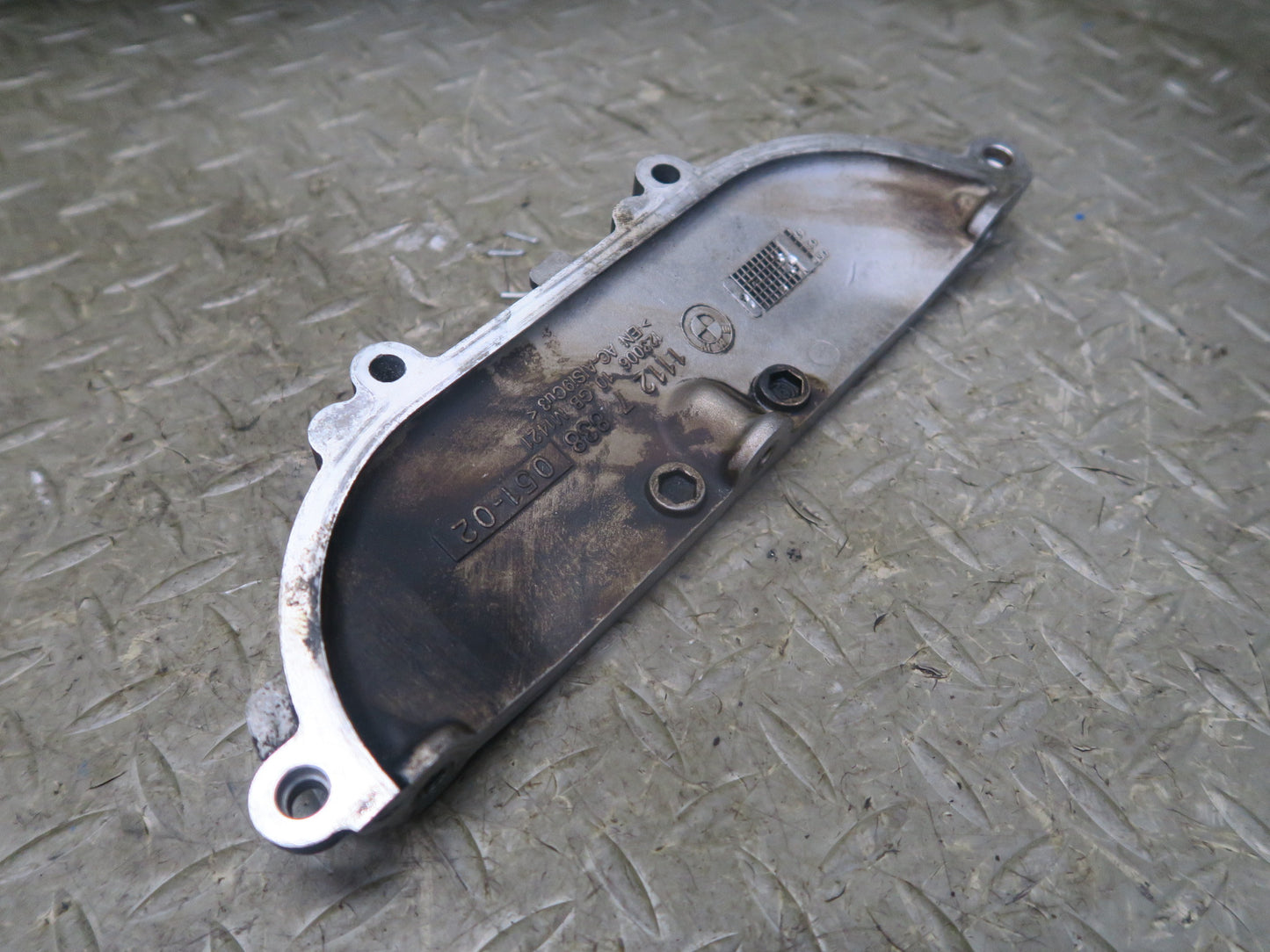 2008-2013 BMW E90 E92 E93 M3 S65 Engine Right 1-4 Cylinder Head Timing Cover