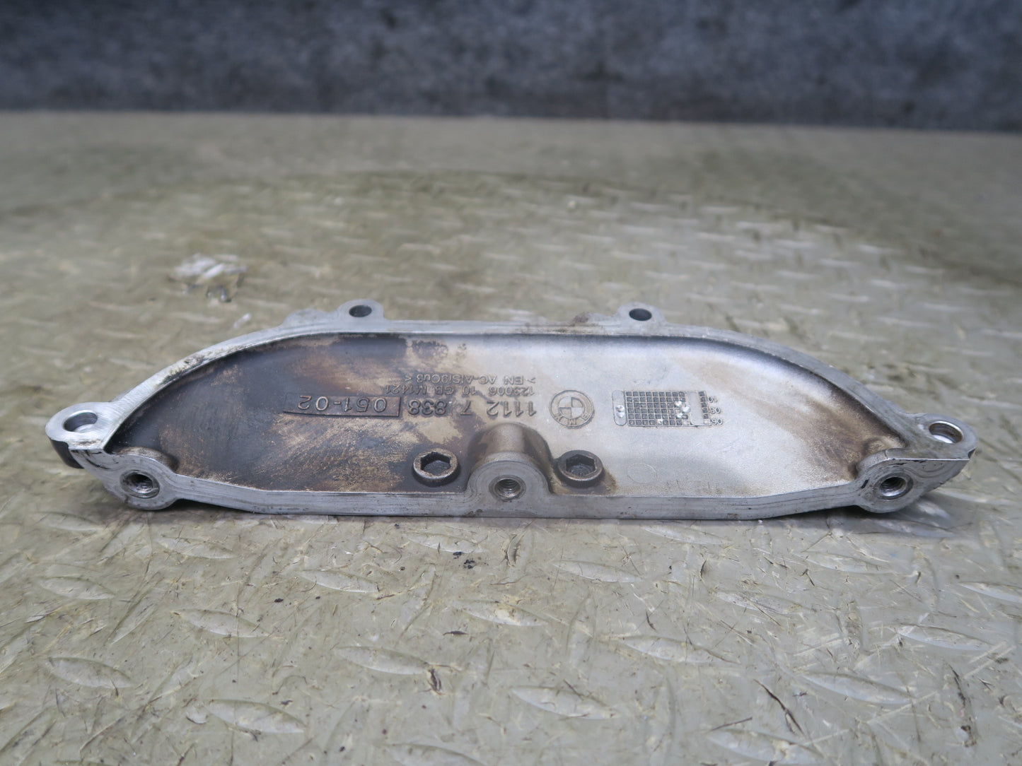 2008-2013 BMW E90 E92 E93 M3 S65 Engine Right 1-4 Cylinder Head Timing Cover