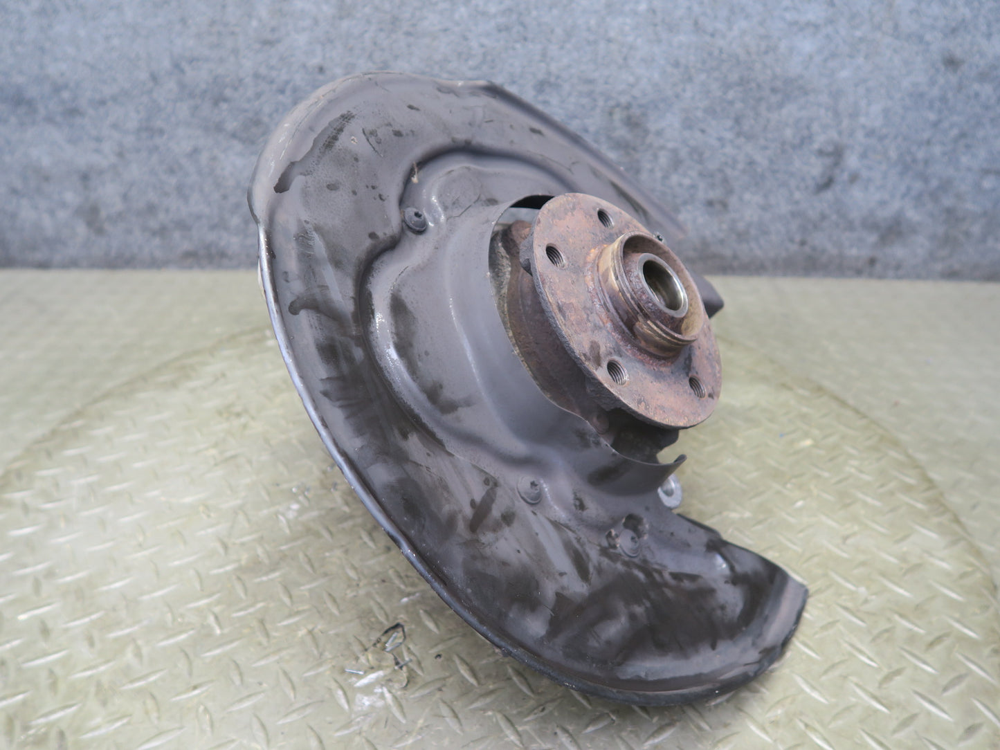 2015-2025 Porsche Macan AWD Rear Left Side Spindle Knuckle Wheel Hub Bearing