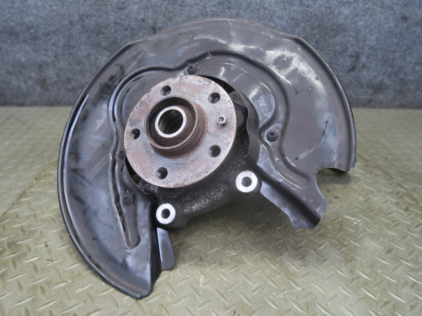 2015-2025 Porsche Macan AWD Rear Left Side Spindle Knuckle Wheel Hub Bearing