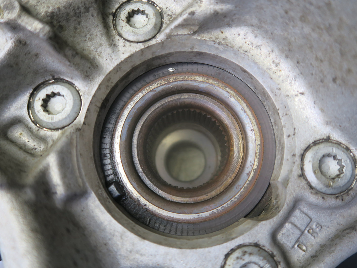 2015-2025 Porsche Macan AWD Rear Left Side Spindle Knuckle Wheel Hub Bearing