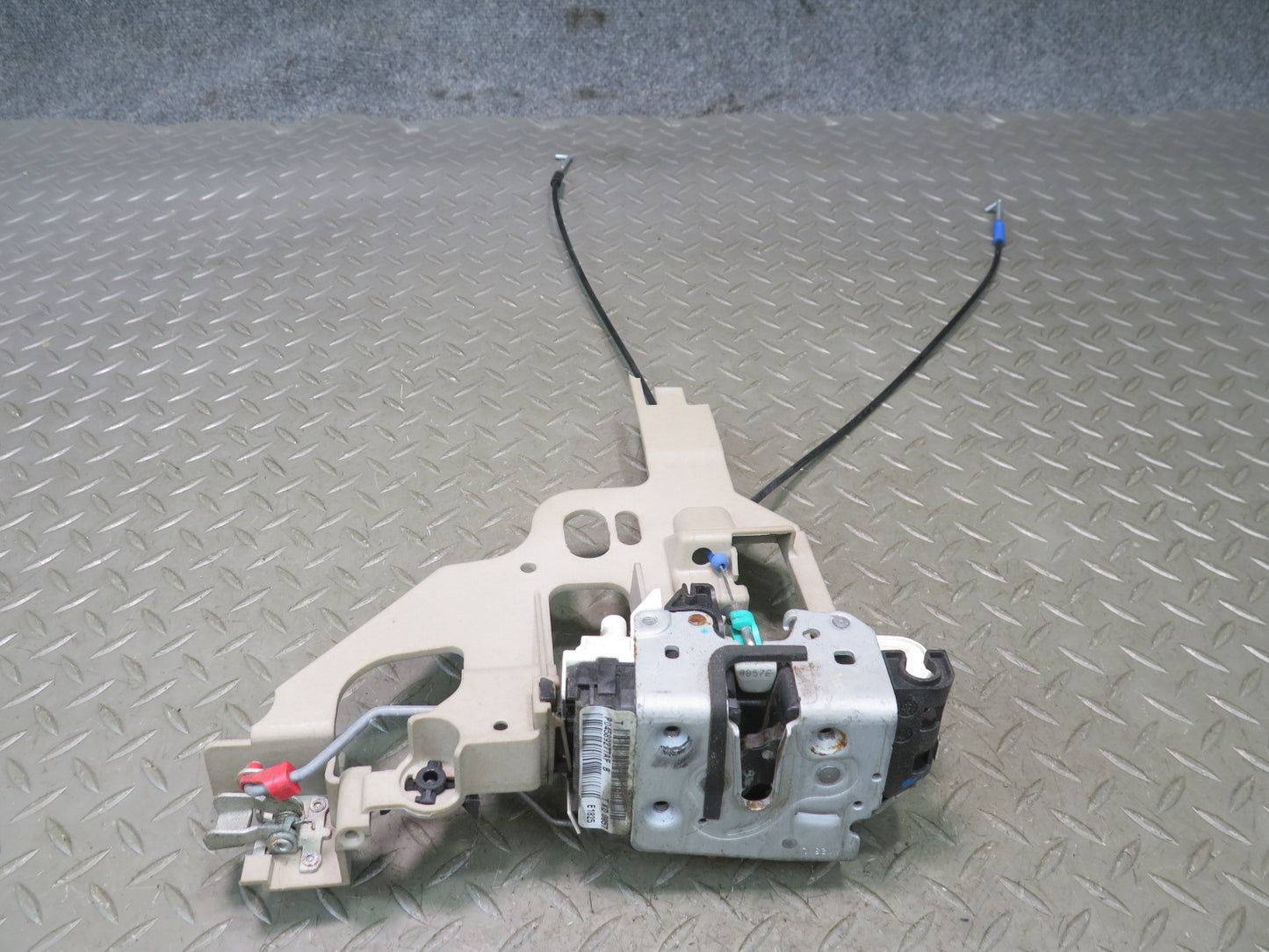 07-10 Jeep Wrangler JK Left Door Lock Latch Actuator 04589277AF