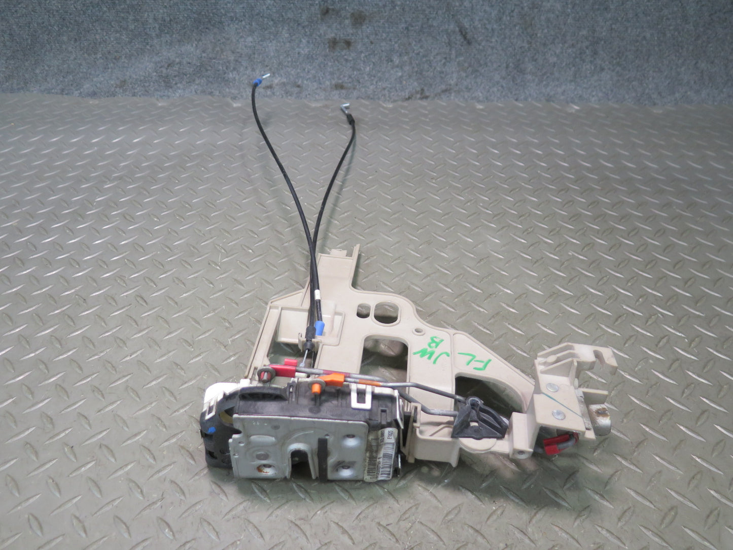 07-10 Jeep Wrangler JK Left Door Lock Latch Actuator 04589277AF