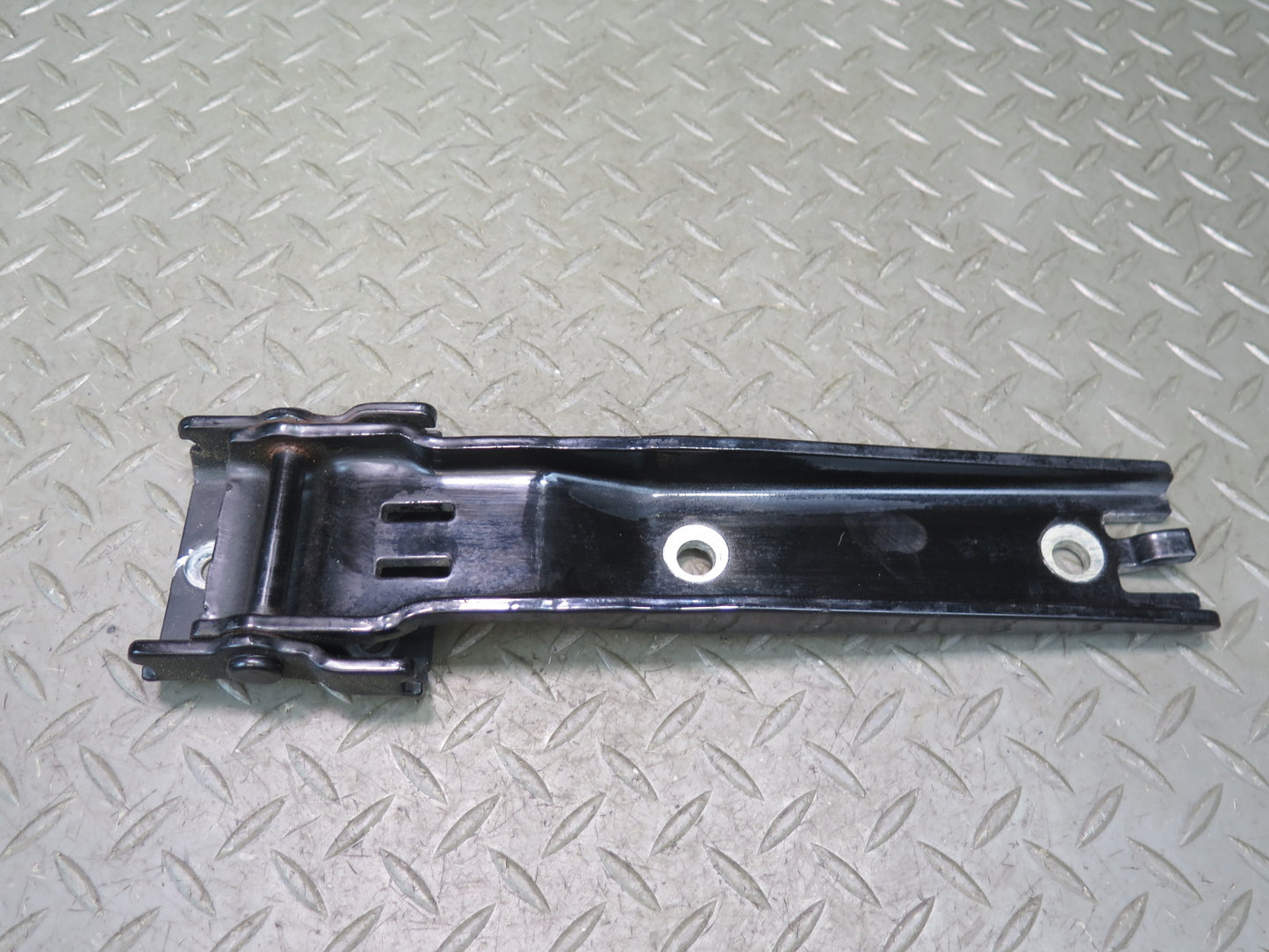 07-17 Jeep Wrangler JK Set of 2 Rear Left & Right Tailgate Swing Gate Hinge OEM