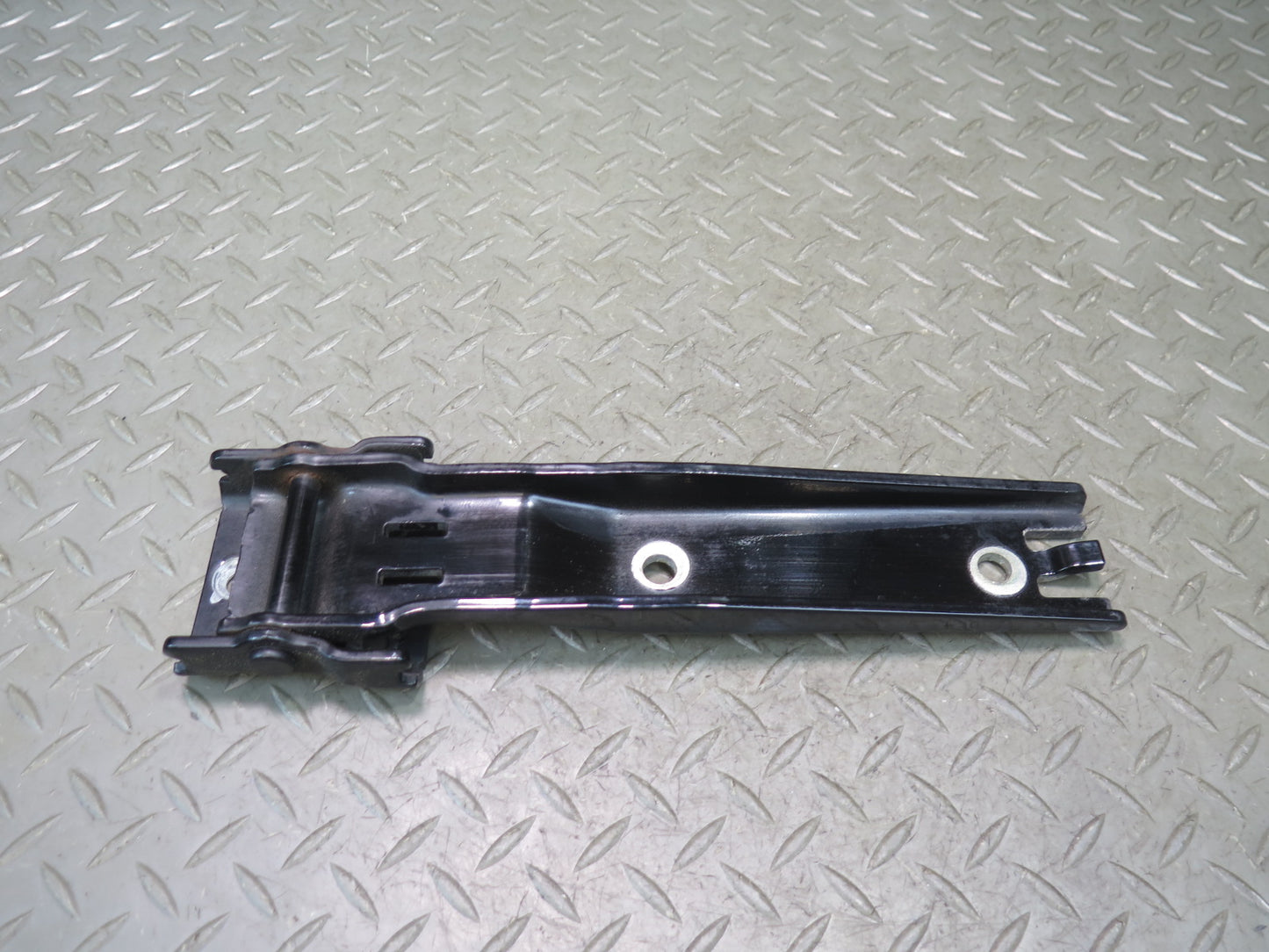 07-17 Jeep Wrangler JK Set of 2 Rear Left & Right Tailgate Swing Gate Hinge OEM
