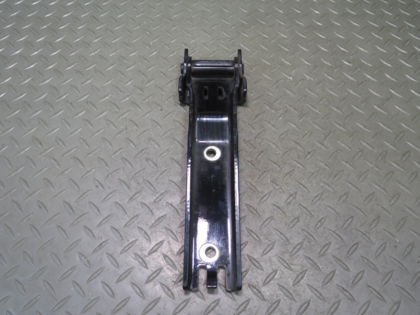 07-17 Jeep Wrangler JK Set of 2 Rear Left & Right Tailgate Swing Gate Hinge OEM