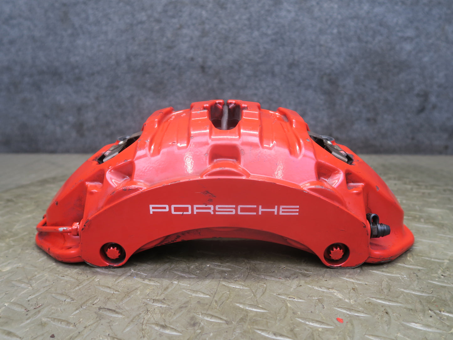 2015-2018 Porsche Macan Turbo Front Left & Right Brembo Brake Caliper Set of 2