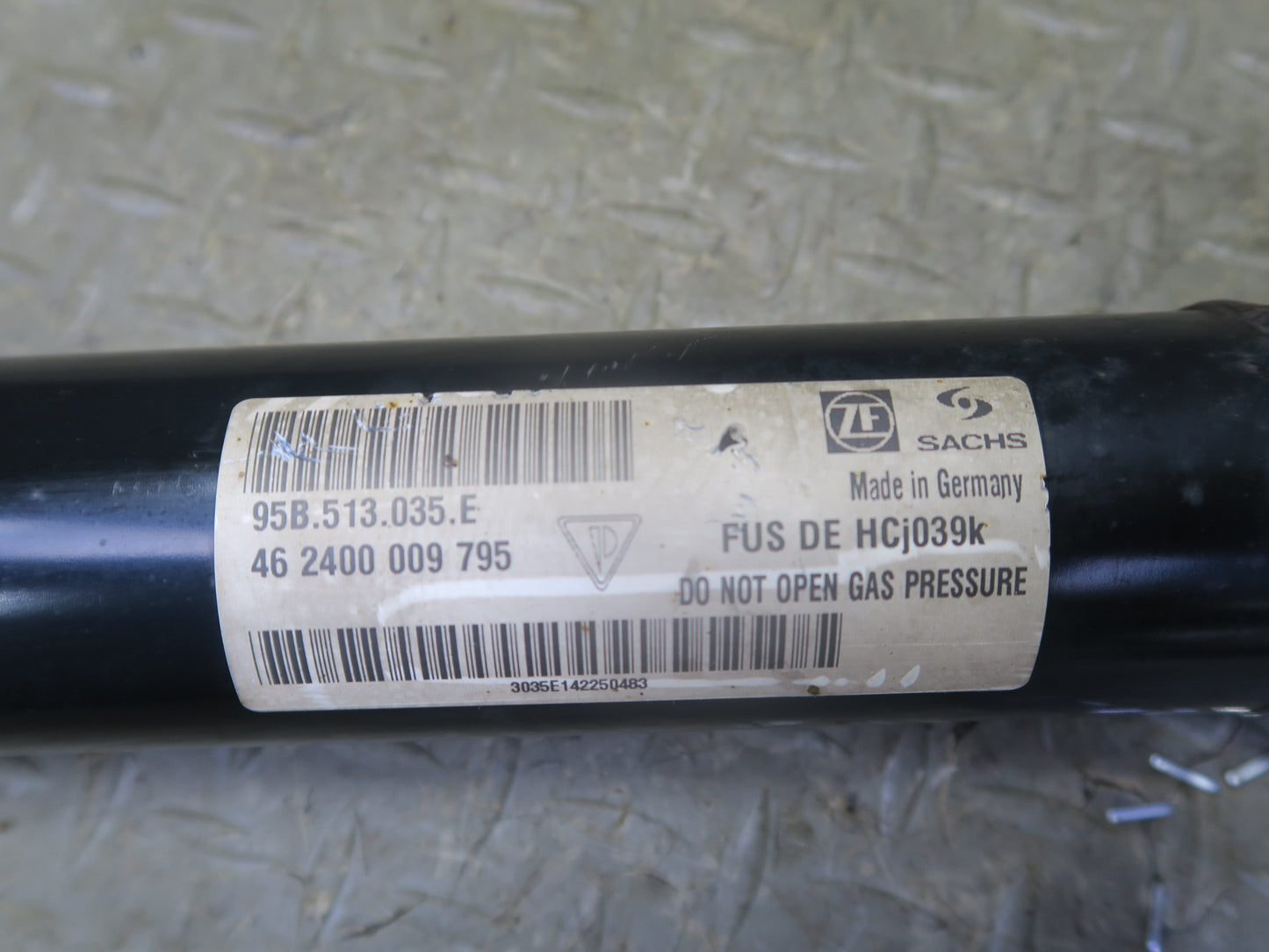 2015-2018 Porsche Macan Rear Left & Right Side Strut Shock Absorber Set