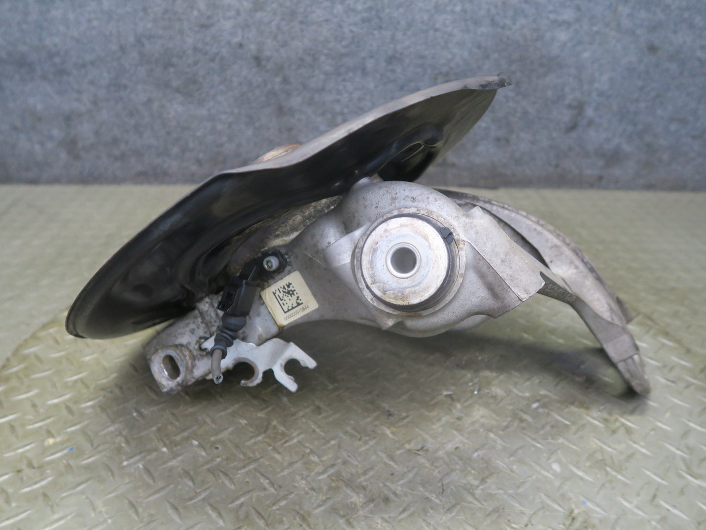 2015-2025 Porsche Macan AWD Rear Right Side Spindle Knuckle Wheel Hub Bearing