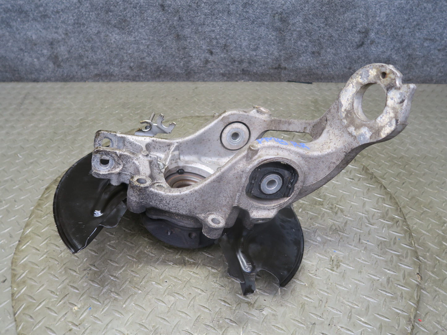 2015-2025 Porsche Macan AWD Rear Right Side Spindle Knuckle Wheel Hub Bearing