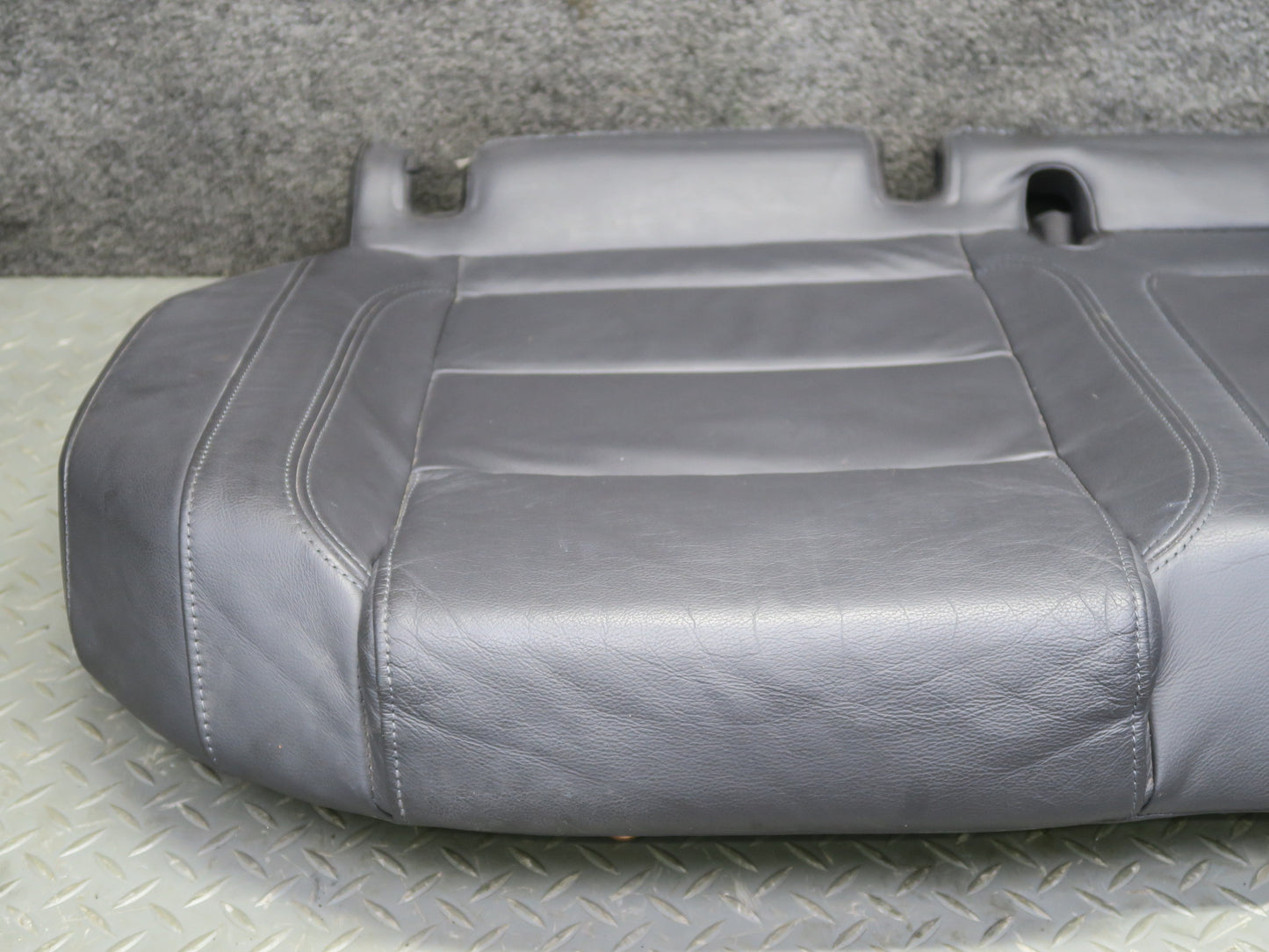 2008 VW Golf MK5 R32 2-DOOR Rear Sport Lower Seat Cushion Anthracite OEM