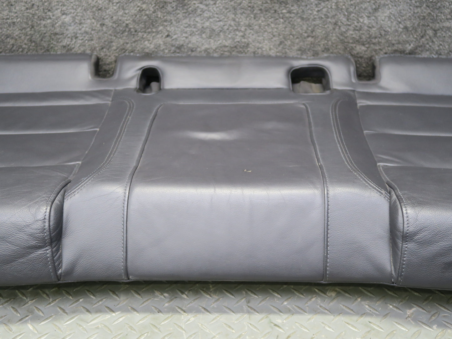 2008 VW Golf MK5 R32 2-DOOR Rear Sport Lower Seat Cushion Anthracite OEM