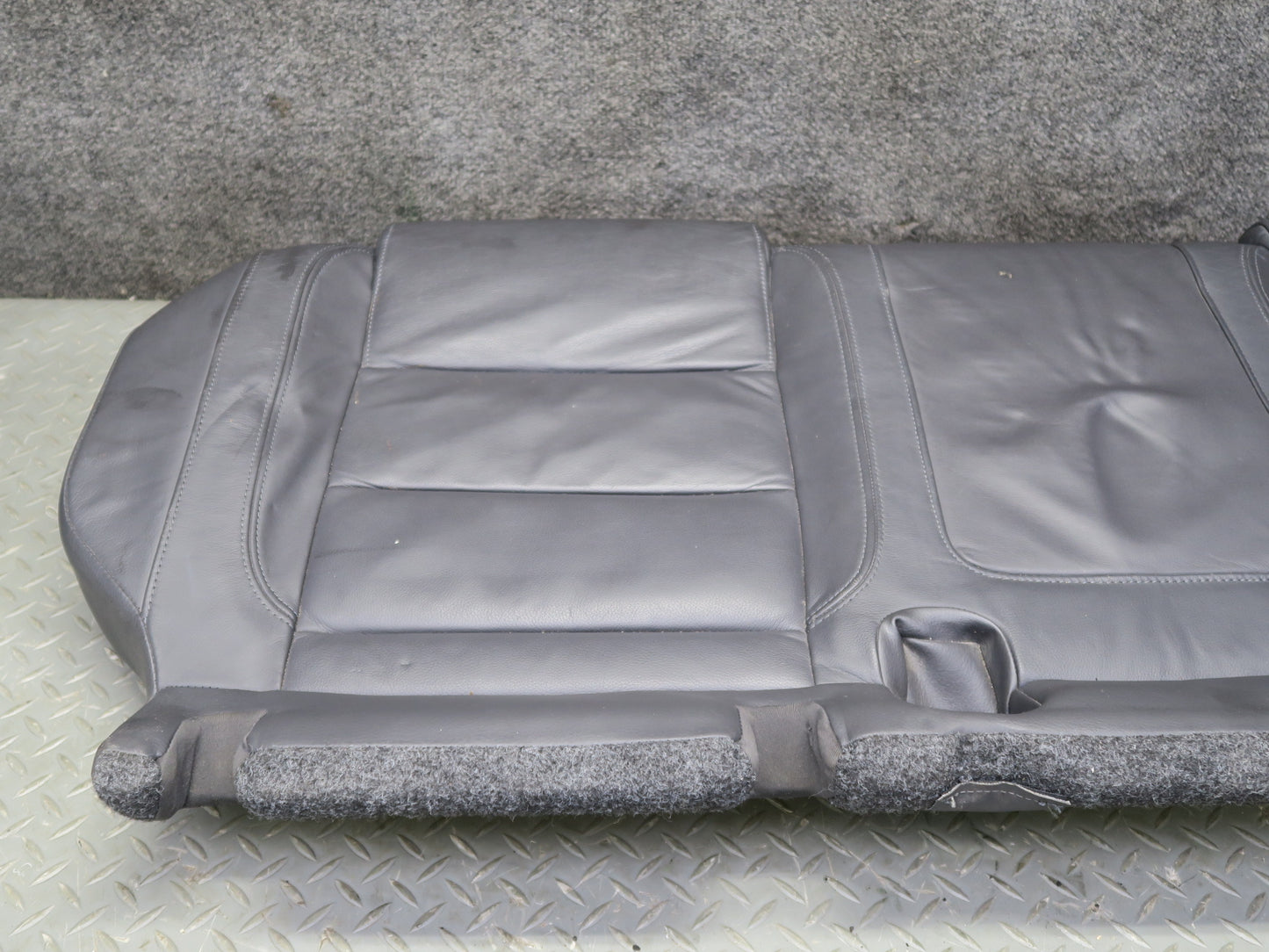 2008 VW Golf MK5 R32 2-DOOR Rear Sport Lower Seat Cushion Anthracite OEM