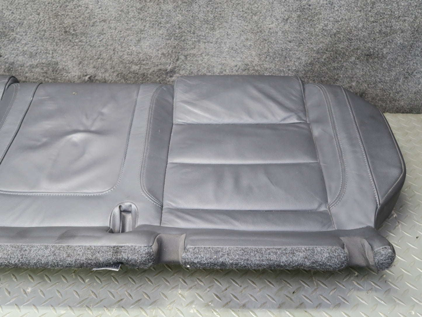 2008 VW Golf MK5 R32 2-DOOR Rear Sport Lower Seat Cushion Anthracite OEM
