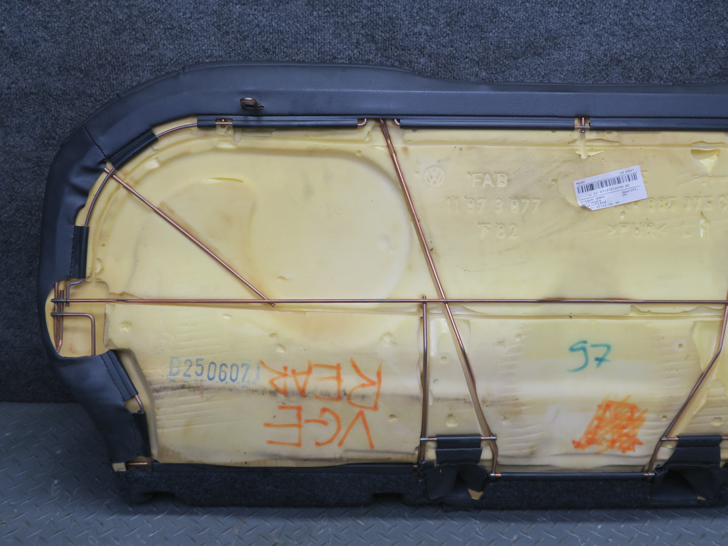 2008 VW Golf MK5 R32 2-DOOR Rear Sport Lower Seat Cushion Anthracite OEM