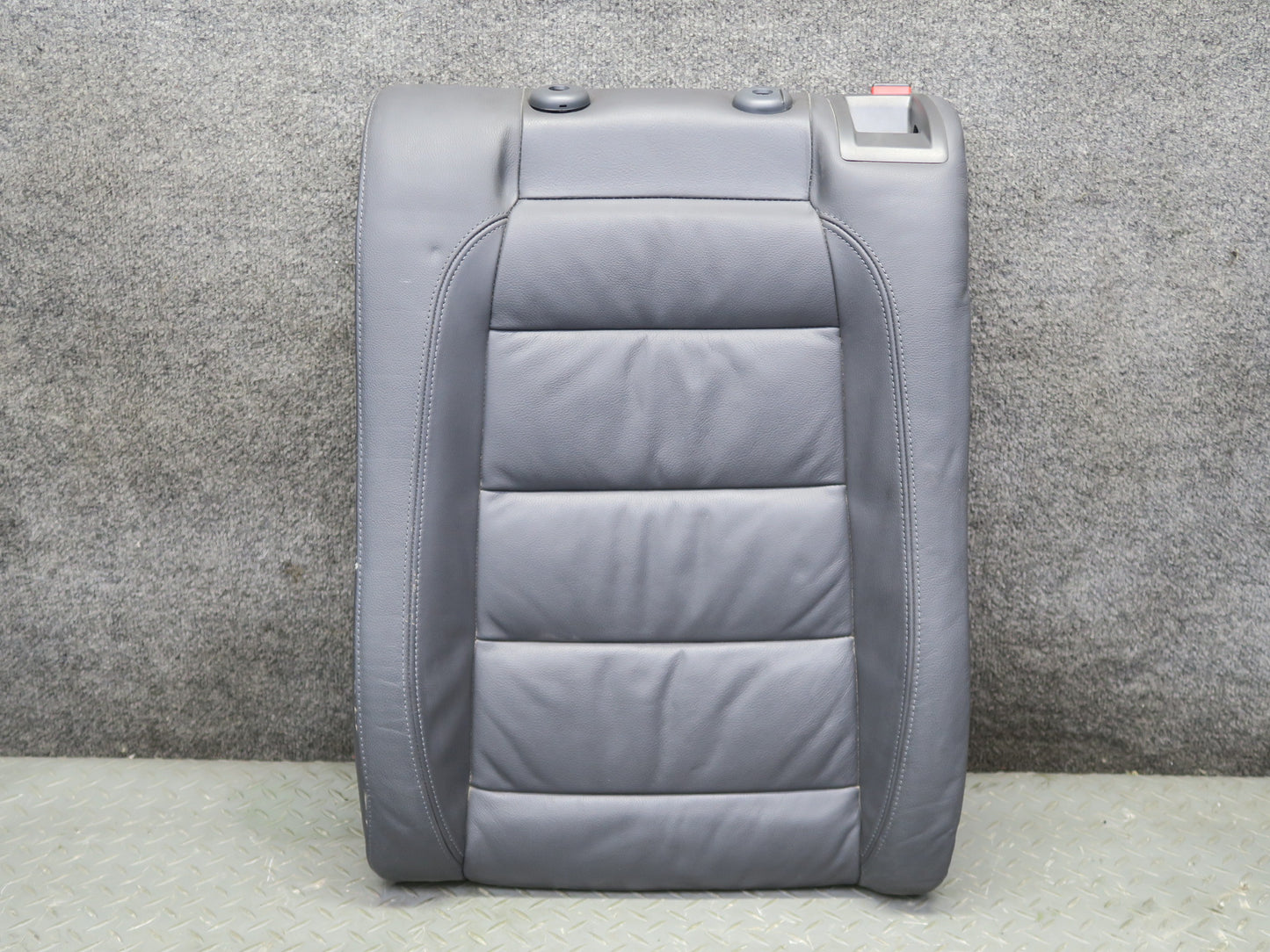 2008 VW Golf MK5 R32 2-DOOR Rear Left Upper Sport Seat Cushion Anthracite OEM