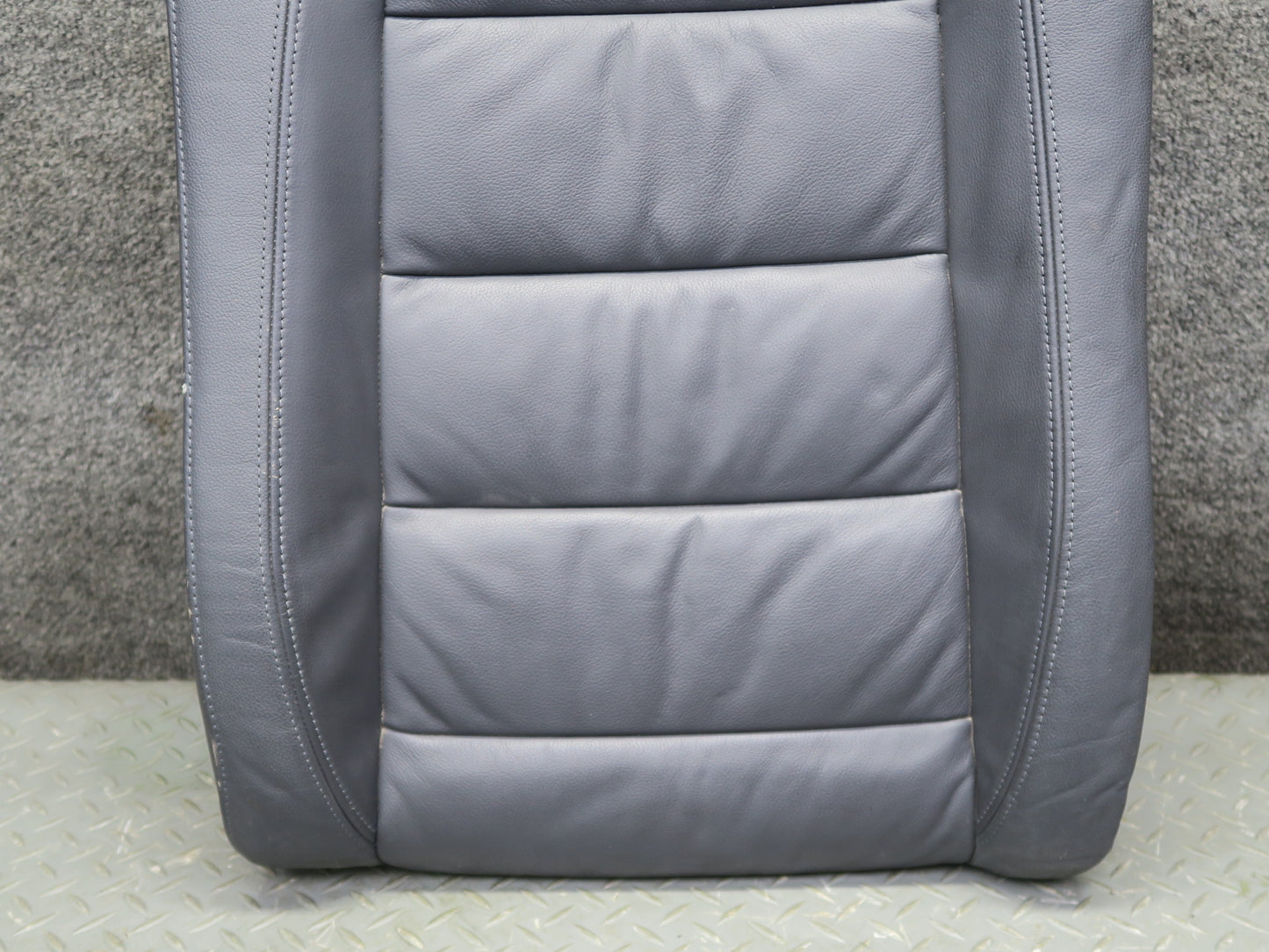 2008 VW Golf MK5 R32 2-DOOR Rear Left Upper Sport Seat Cushion Anthracite OEM