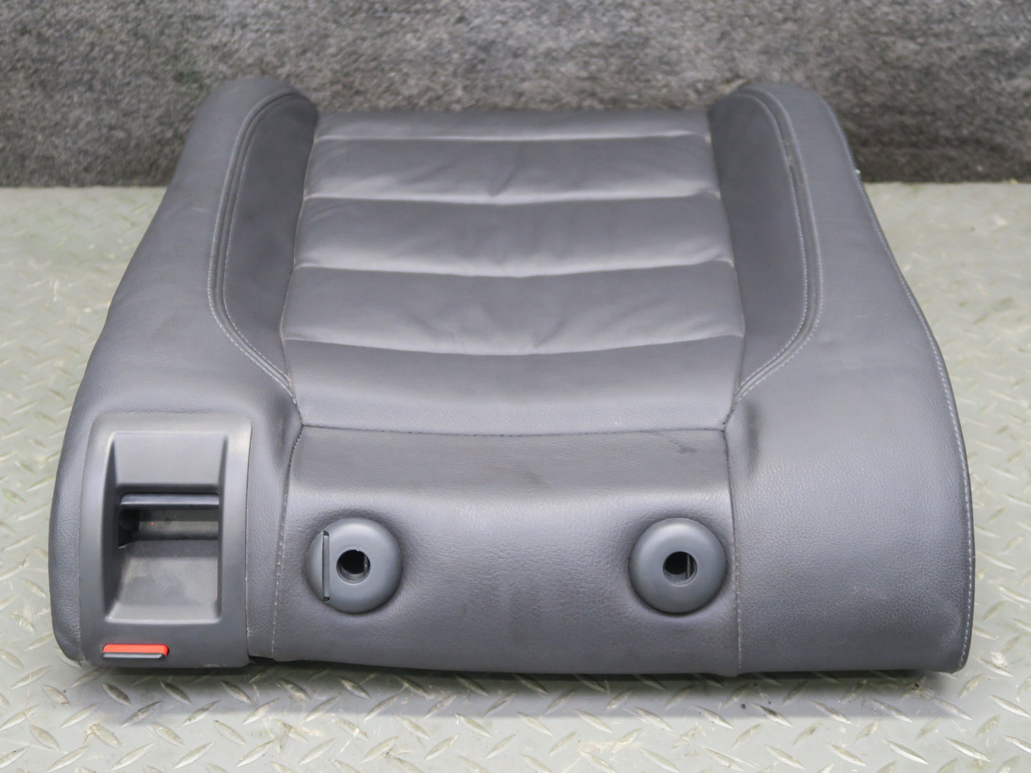 2008 VW Golf MK5 R32 2-DOOR Rear Left Upper Sport Seat Cushion Anthracite OEM