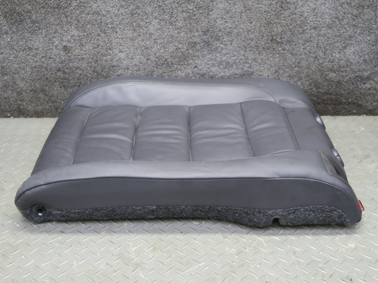 2008 VW Golf MK5 R32 2-DOOR Rear Left Upper Sport Seat Cushion Anthracite OEM