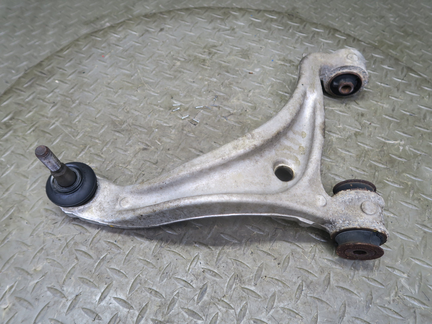 01-06 Lexus UCF30L LS430 Rear Left Suspension Upper Control Arm OEM