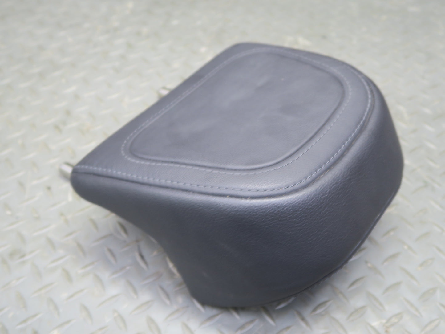 2008 VW Golf MK5 R32 2-DOOR Set of 3 Rear Sport Seat Leather Headrest OEM