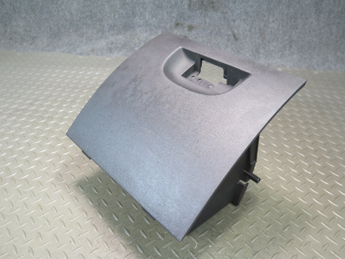 07-10 Jeep Wrangler JK Dash Glove Box Compartment  Storage OEM