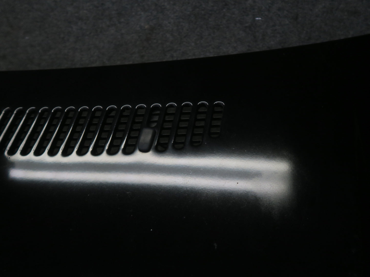 01-03 BMW E46 330ci Coupe Convertible Front Hood Bonnet Shell Panel Black OEM