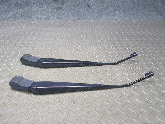 07-10 Jeep Wrangler JK Set of 2 Front Left & Right Windshield Wiper Arm OEM