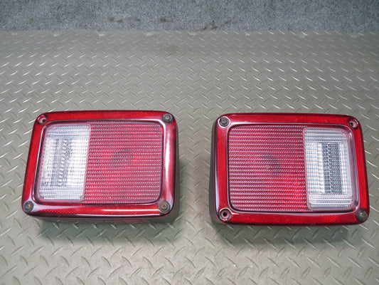 07-10 Jeep Wrangler JK Set of 2 Rear Left & Right Tail Light Lamp OEM