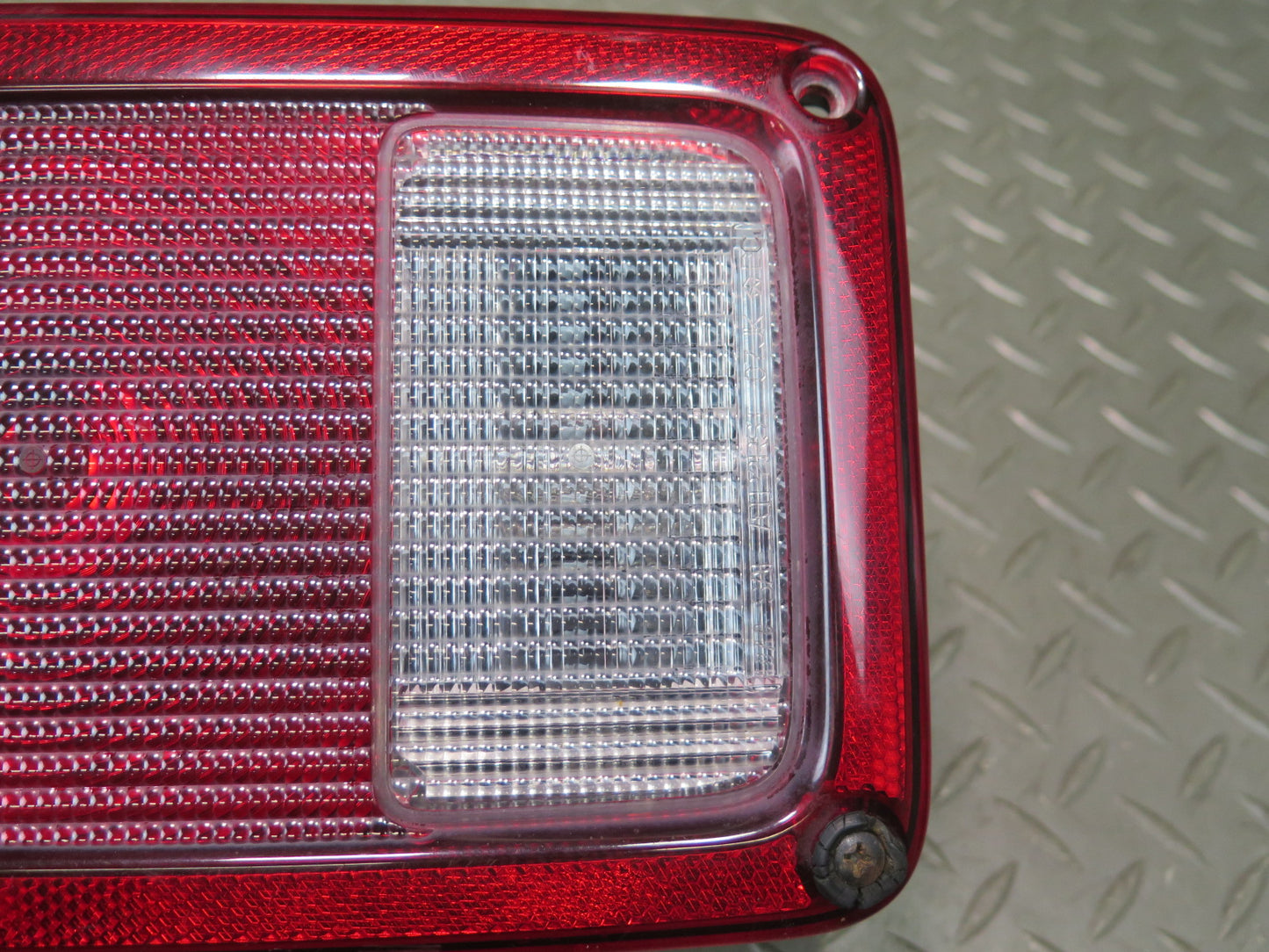 07-10 Jeep Wrangler JK Set of 2 Rear Left & Right Tail Light Lamp OEM