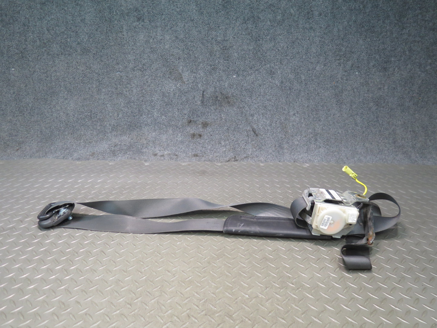 07-10 JEEP WRANGLER RUBICON JK FRONT LEFT AND RIGHT SEAT BELTS OEM