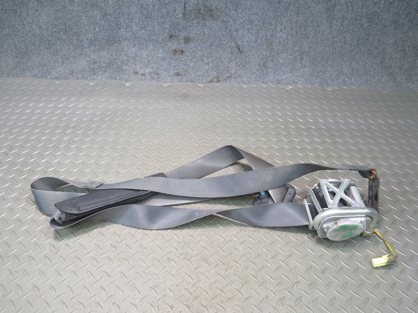07-10 JEEP WRANGLER RUBICON JK FRONT LEFT AND RIGHT SEAT BELTS OEM