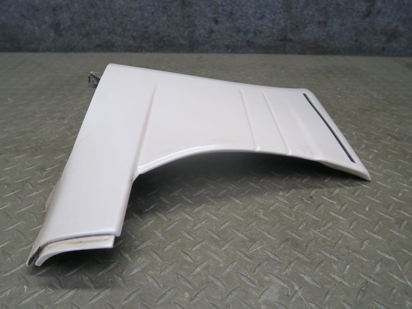2003-2007 Lexus LX470 Front & Rear Left Door Fender Lower Trim Molding Set of 4