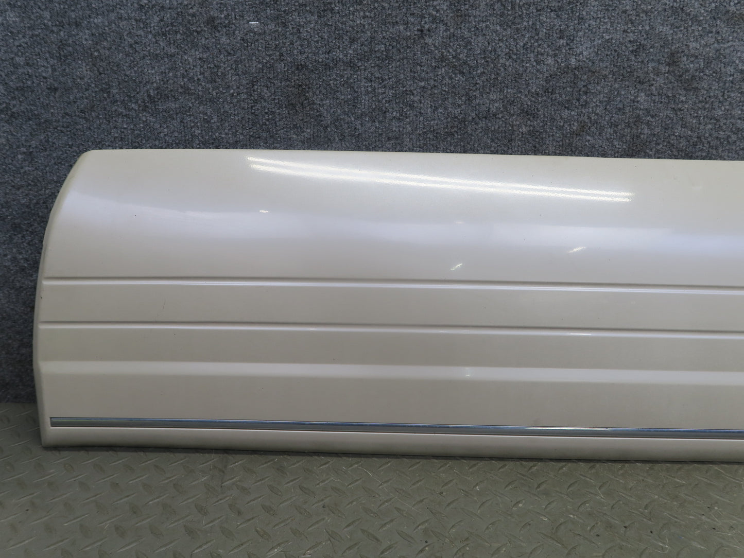 2003-2007 Lexus LX470 Front & Rear Right Door Fender Lower Trim Molding Set of 4