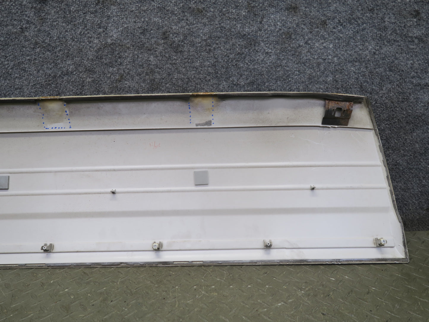 2003-2007 Lexus LX470 Front & Rear Right Door Fender Lower Trim Molding Set of 4