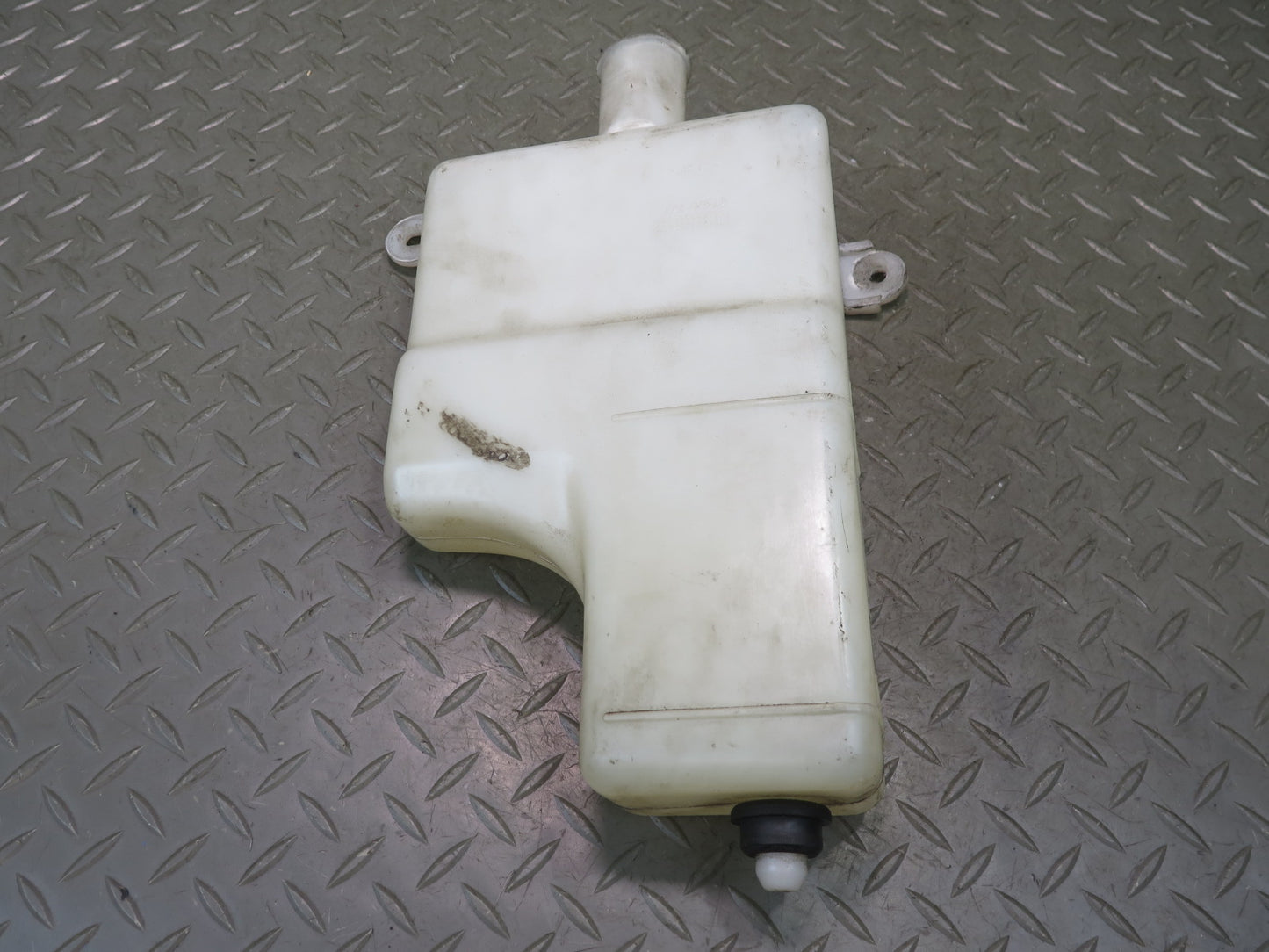 1998-2007 Lexus UZJ100L LX470 Engine Coolant Expansion Overflow Reservoir Tank
