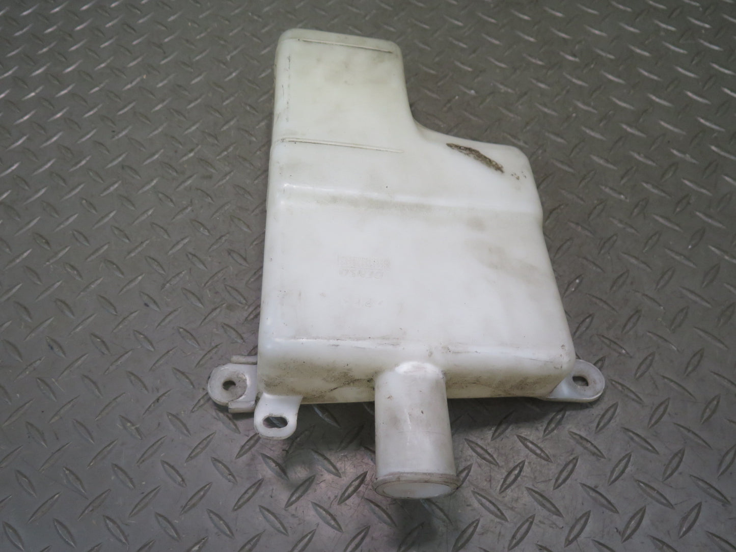 1998-2007 Lexus UZJ100L LX470 Engine Coolant Expansion Overflow Reservoir Tank