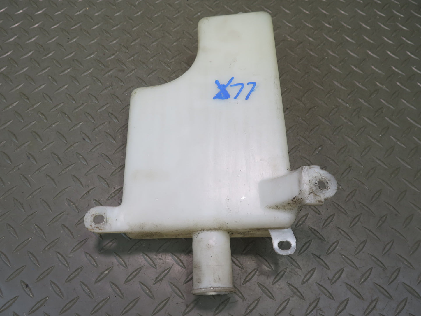 1998-2007 Lexus UZJ100L LX470 Engine Coolant Expansion Overflow Reservoir Tank