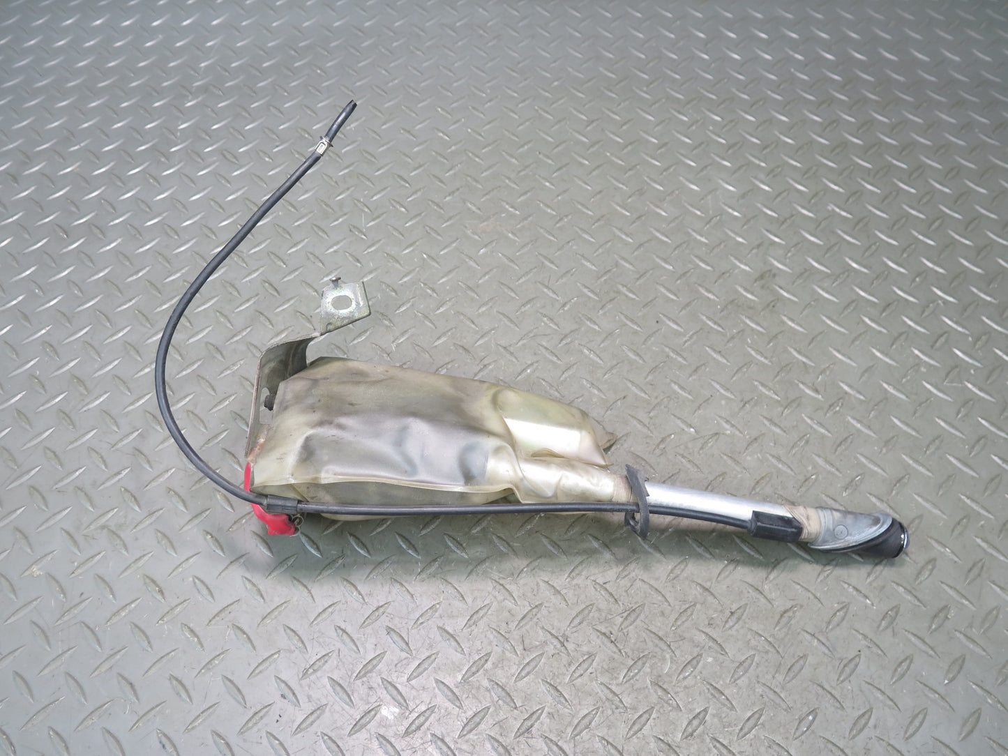 2003-2007 Lexus UZJ100L LX470 Radio Power Antenna Motor Assembly