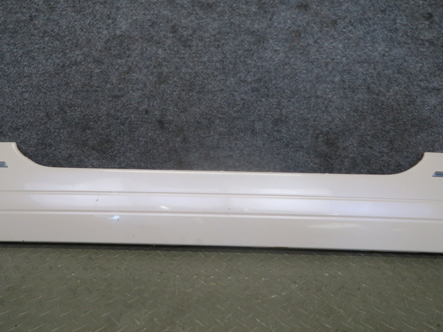 2003-2007 Lexus UZJ100L LX470 Rear Trunk Lower Gate Trim Molding 75801-594W0