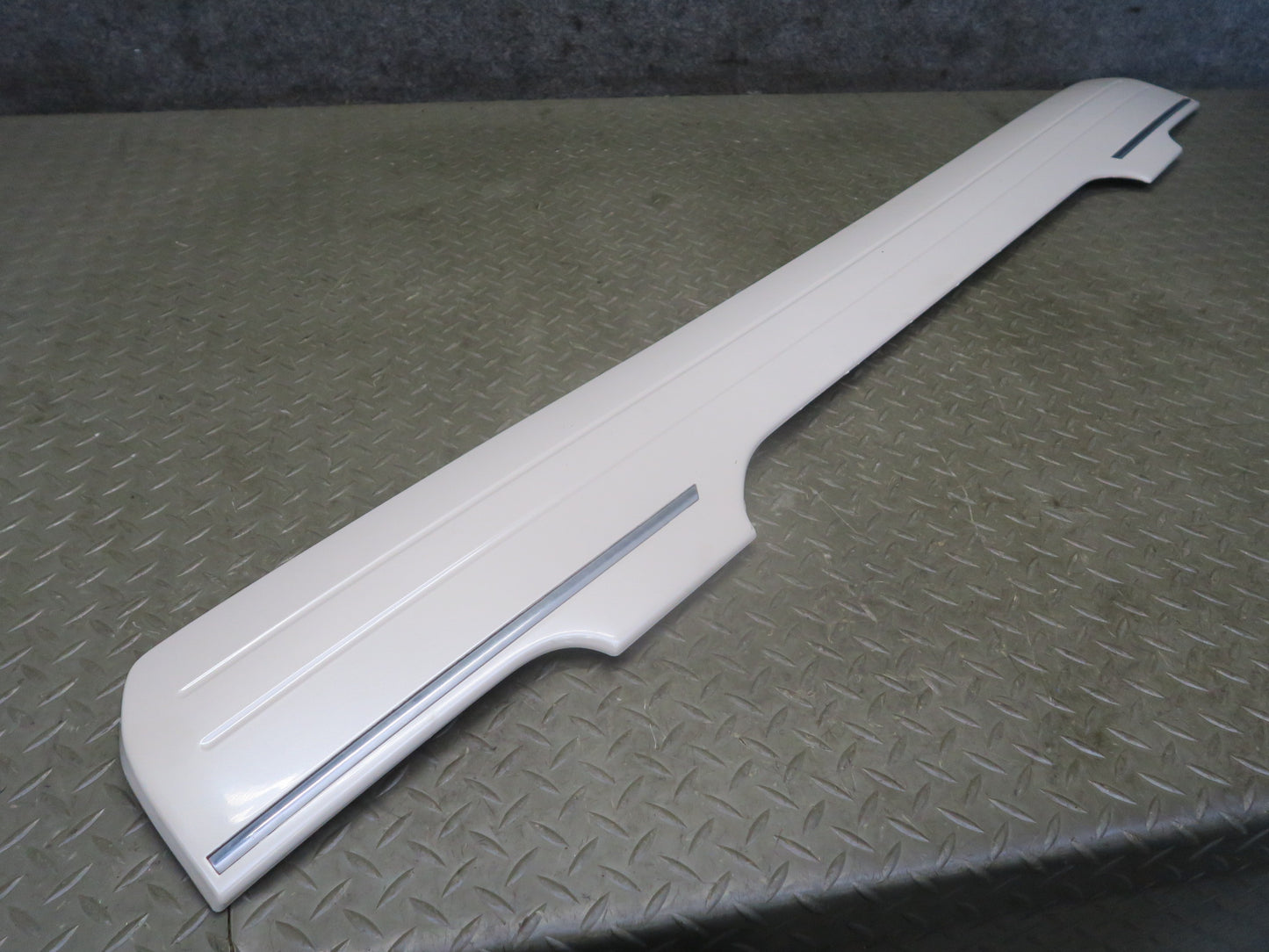 2003-2007 Lexus UZJ100L LX470 Rear Trunk Lower Gate Trim Molding 75801-594W0