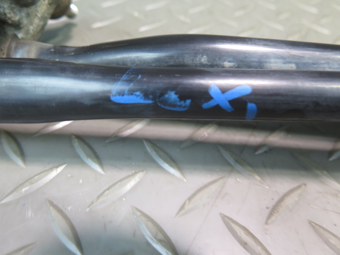 98-07 Lexus UZJ100L LX470 Front Windshield Wiper Transmission Linkage