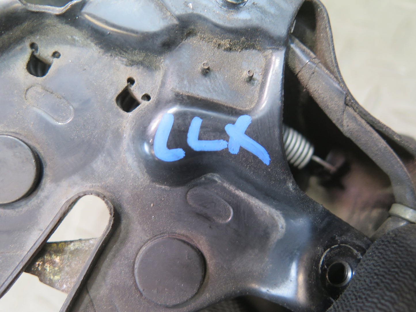 1998-2007 Lexus UZJ100L LX470 Front Hood Lock Latch