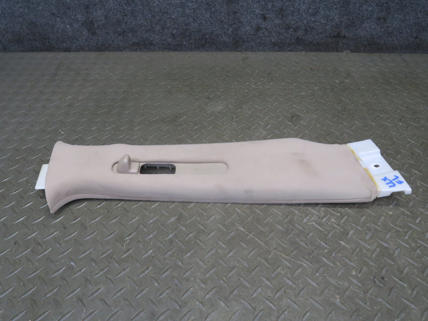 2003-2007 Lexus UZJ100L LX470 Center Upper B Pillar Trim Cover Panel Set