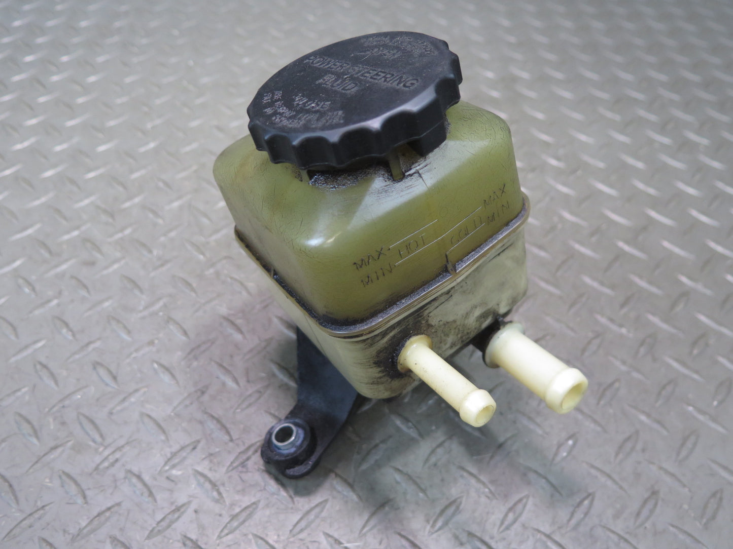 1998-2007 Lexus LX470 Power Steering Fluid Reservoir Bottle Tank w Bracket