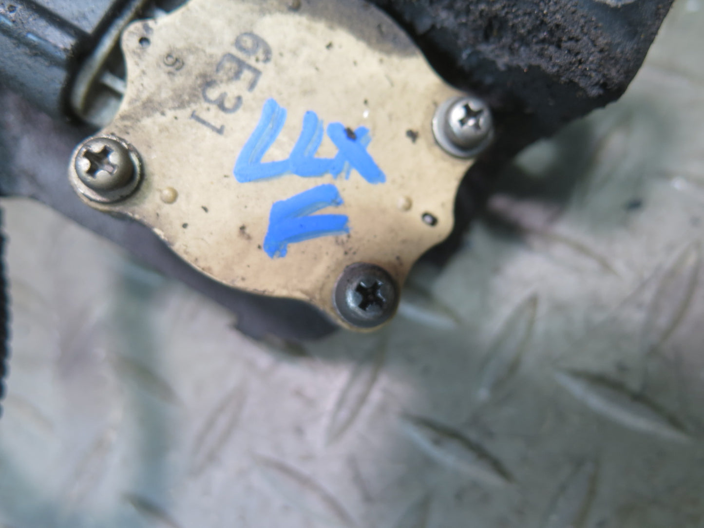 03-07 Lexus UZJ100L LX470 Front Right Suspension Height Level Sensor
