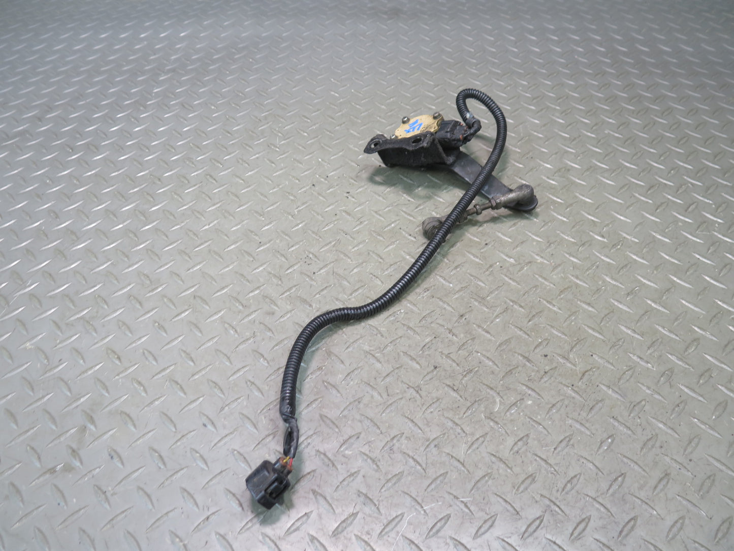 03-07 Lexus UZJ100L LX470 Front Right Suspension Height Level Sensor