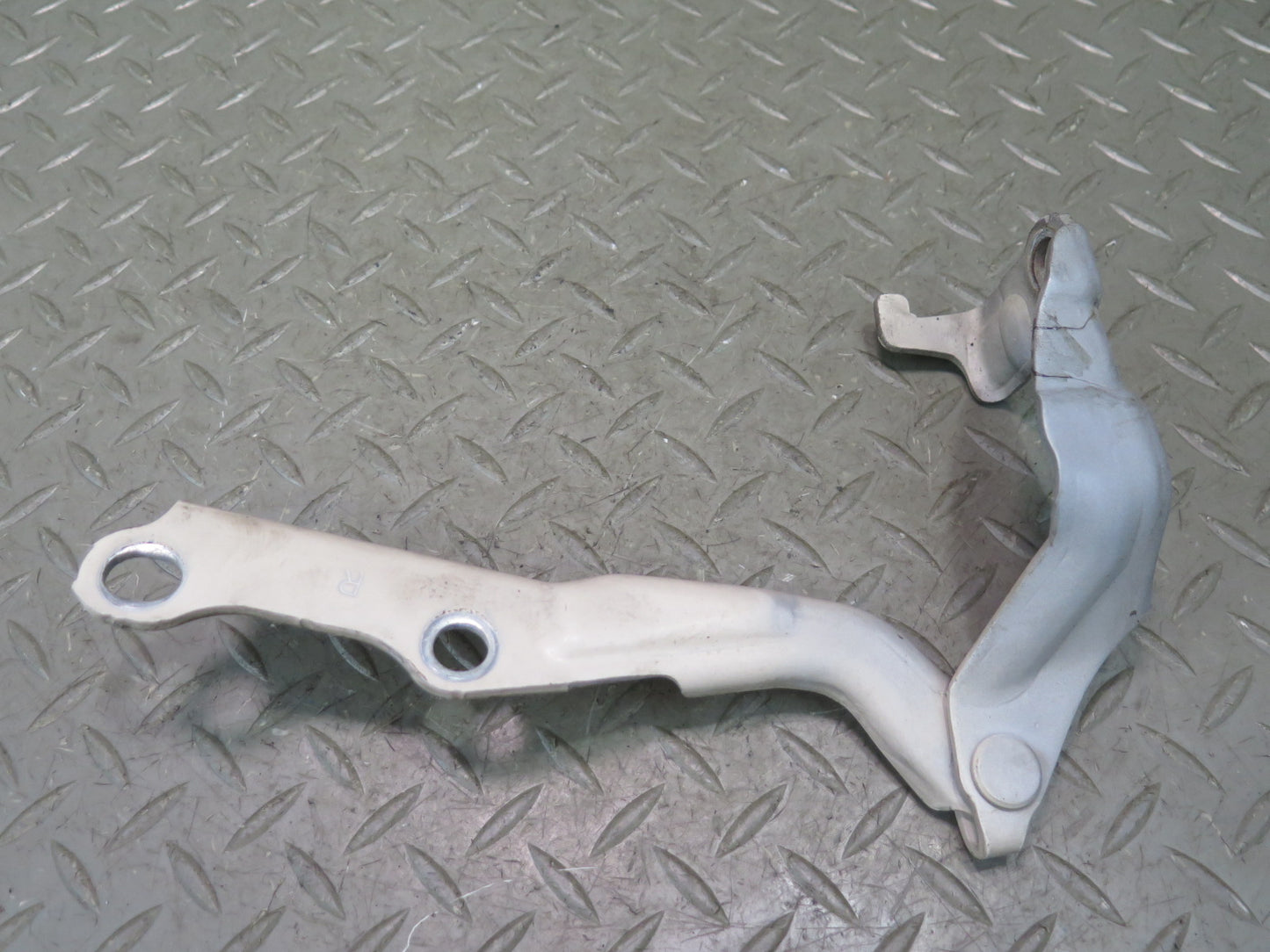 1998-2007 Lexus UZJ100L LX470 Front Left & Right Hood Hinge Set of 2