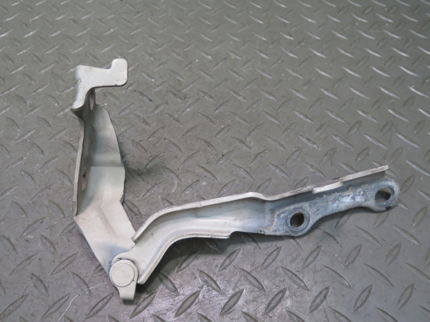 1998-2007 Lexus UZJ100L LX470 Front Left & Right Hood Hinge Set of 2